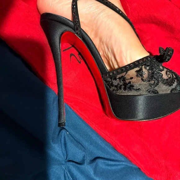 Christian Louboutin Black Patent Leather Platform Heels with Swarovski crystals - Picture 6 of 15